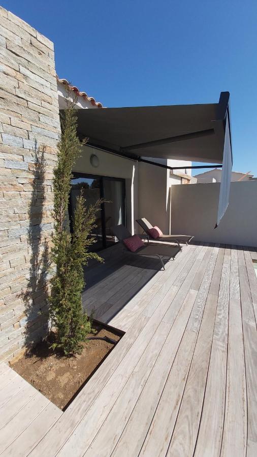 Villa Home Holiday A Cala Rossa Lecci Buitenkant foto