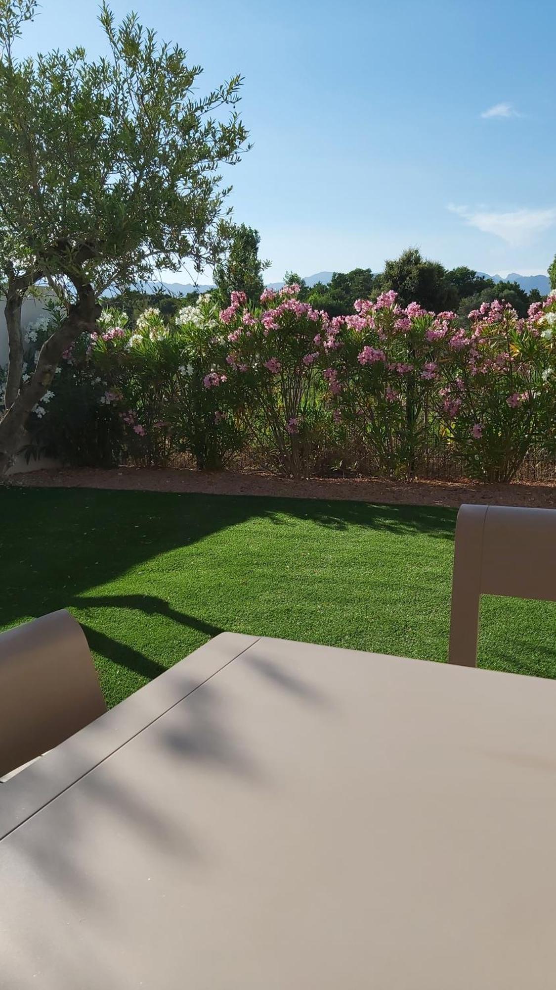Villa Home Holiday A Cala Rossa Lecci Buitenkant foto